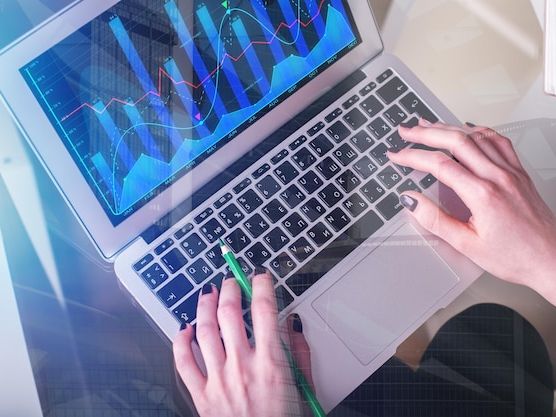 Jak wykorzystać analitykę internetową do zwiększenia sprzedaży w e-commerce?